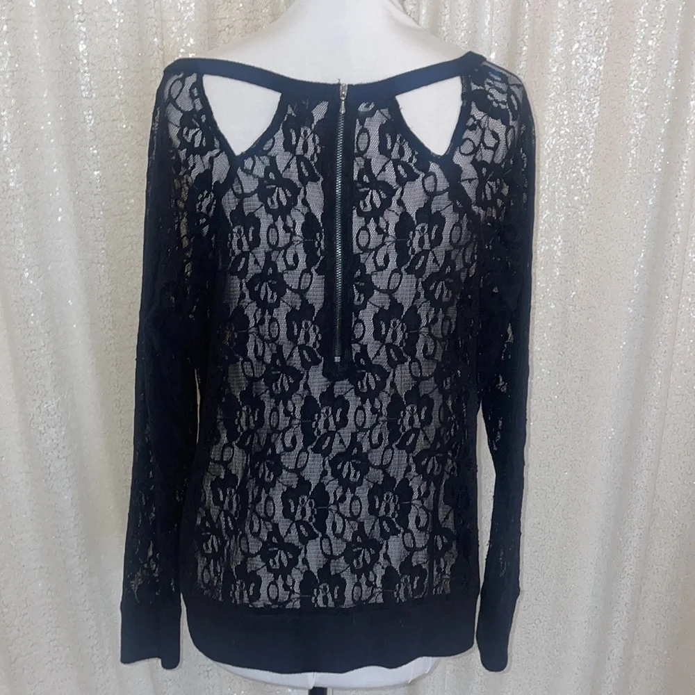 Guess Lace Top - Picture 3 of 4